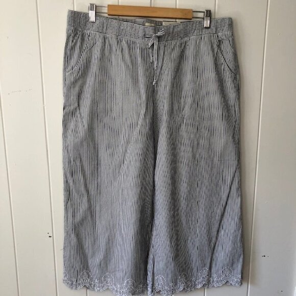 St. Johns Bay Womens Pants Mid-Rise Striped Cotton Cropped Wide Leg X-Large - Picture 1 of 10